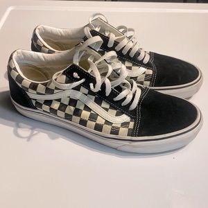 Men’s old skool vans good condition